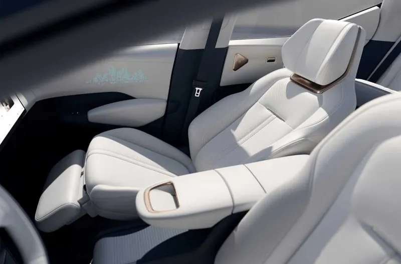 Zeekr X Ultra 5 seats naxt va xalol nasiya 3 Zeekr X Ultra 5 seats naxt va xalol nasiya 3