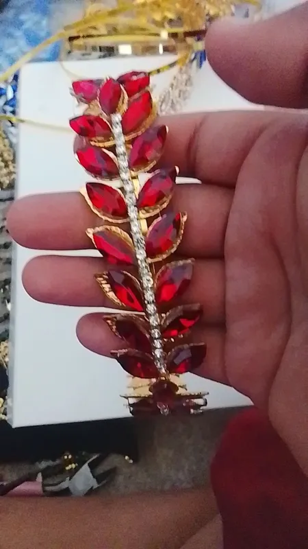 Kimga kerak boʻlsa aloqaga chiqila 10 Kimga kerak boʻlsa aloqaga chiqila 10