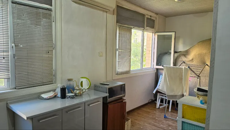 Продаётся 4-комнатная квартира, Сергели 6 6