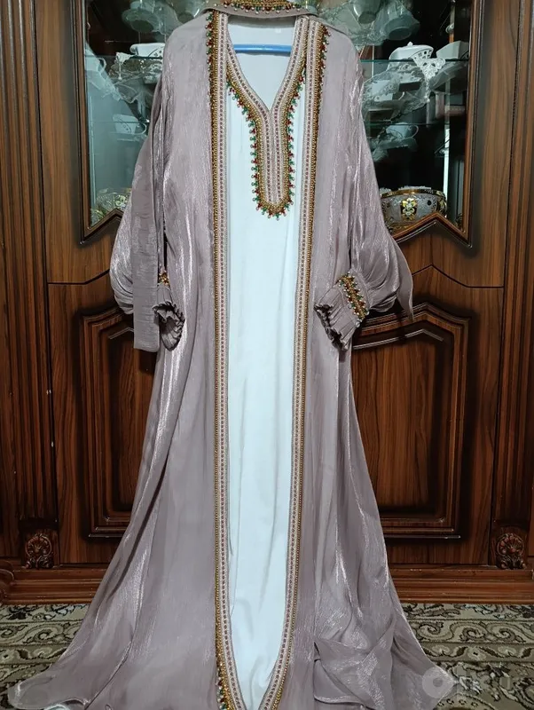 Dubay abaya juda chiroyli 1 Dubay abaya juda chiroyli 1