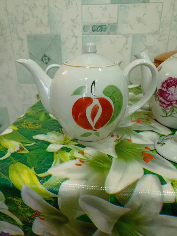 чайники заварочные, целые 3 чайники заварочные, целые 3