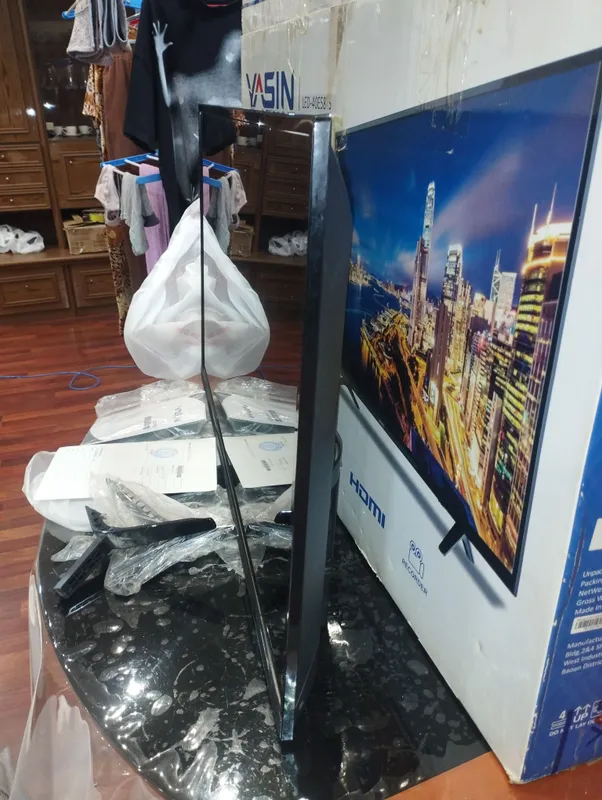 Телевизор Yasin LED-40E58TS 6