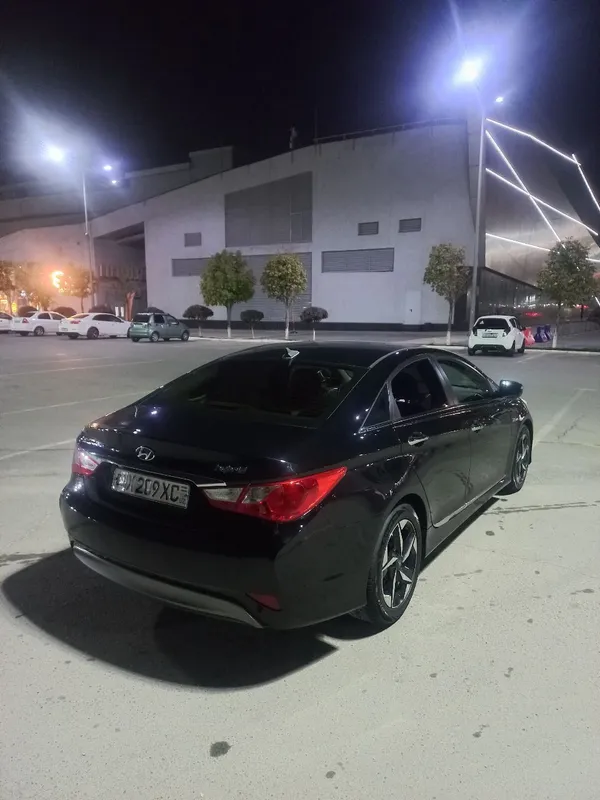 Hyundai Sonata в отличном состоянии 2 Hyundai Sonata в отличном состоянии 2