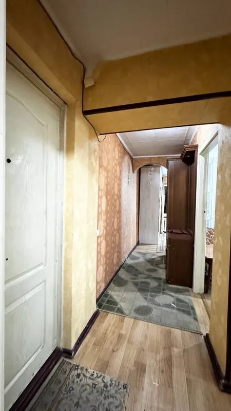 Продаётся Чиланзар 5 кв 2/5/5 Новза метро 9