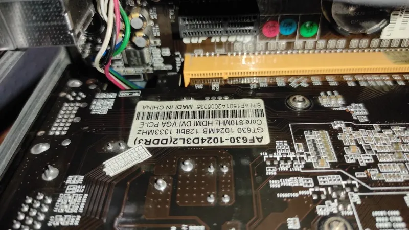 Полный комплект ПК: 16GB DDR3 RAM / i3-4130 / SSD 120 / Монитор 18.5" — фото 7