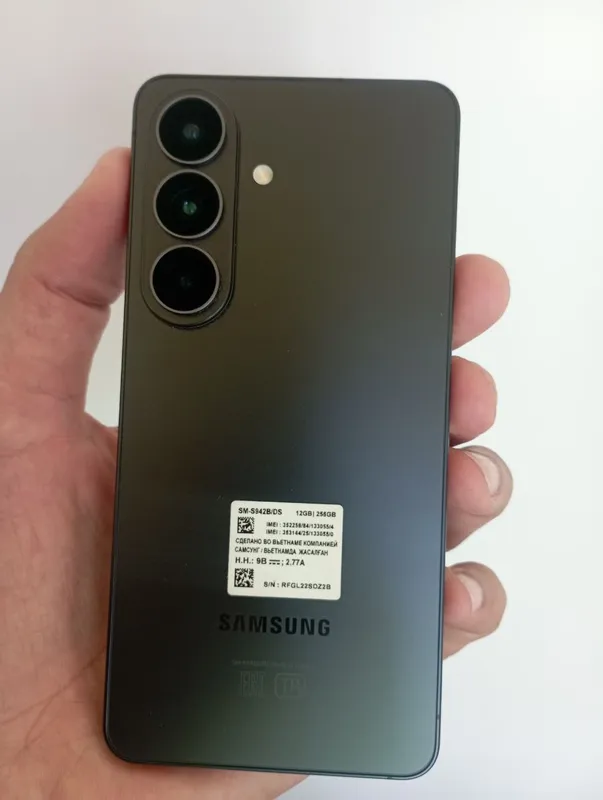 Samsung S26 12/256gb 1 oy ishlatilgan — фото 1