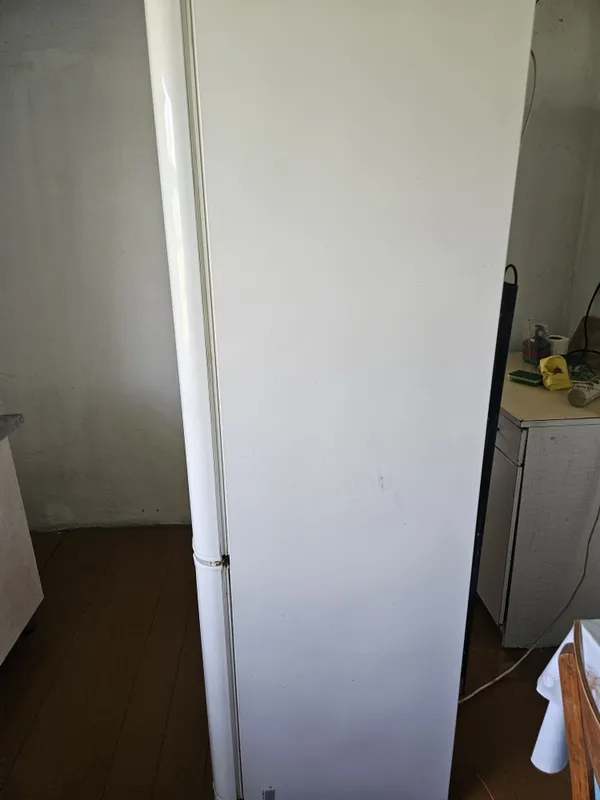 Холодильник Indesit NBA 18 5