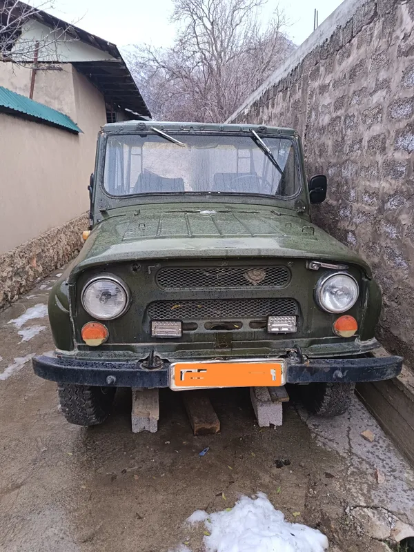 uaz 469 sotiladi