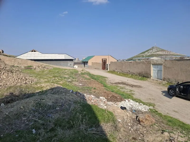 Продаётся участок 6 соток в Джизаке, махалля Шодлик — фото 2 Продаётся участок 6 соток в Джизаке, махалля Шодлик — фото 2