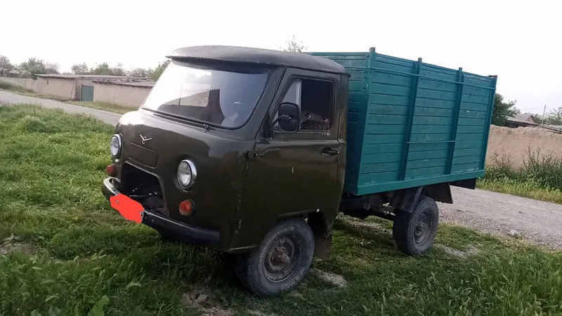 Уваз сотилади. ,