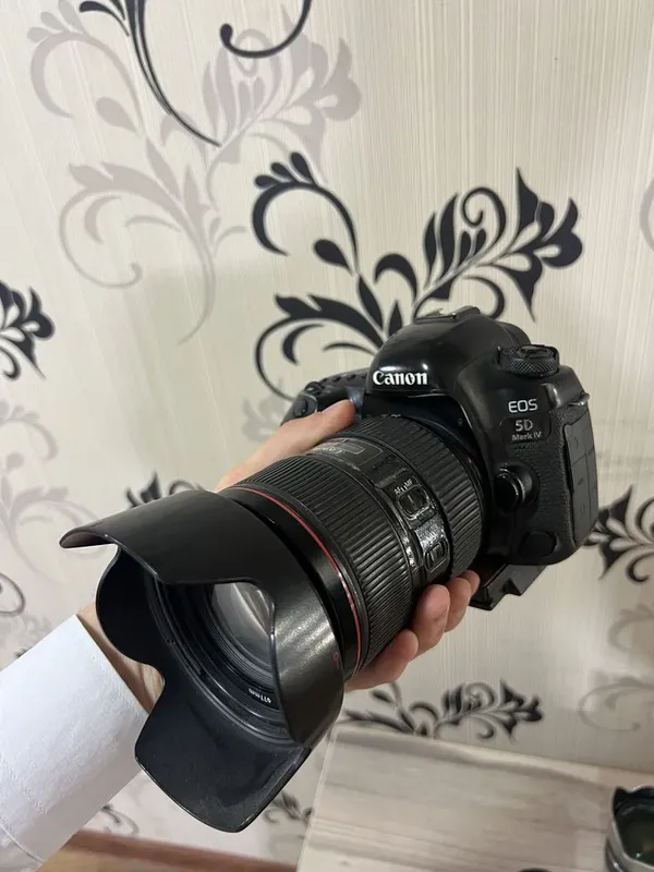 Canon 5D mark 4 IV 5