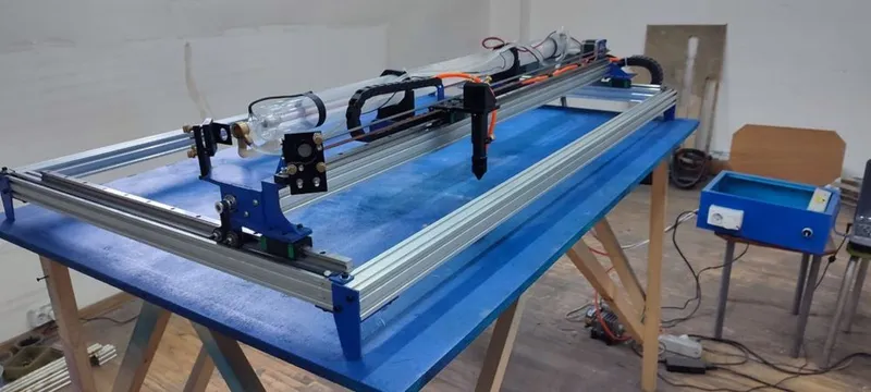 Продается лазерный станок CO2 100w
