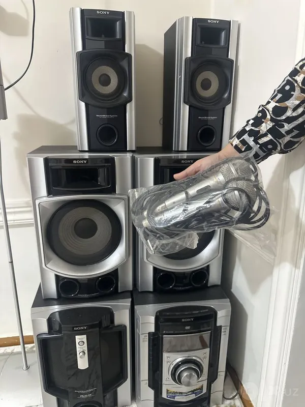 Музыкальный центр SONY 1 Музыкальный центр SONY 1