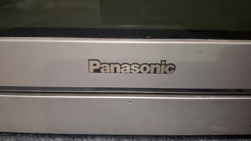 Телевизор Panasonic 5 Телевизор Panasonic 5