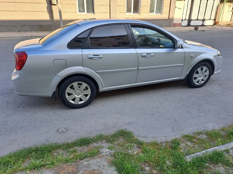 Jentra 2015 2 yevro