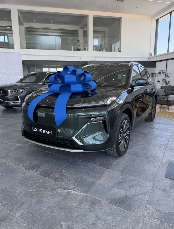 Geely EX EM-I (гибрид)