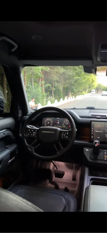 Land rover Defender — фото 2