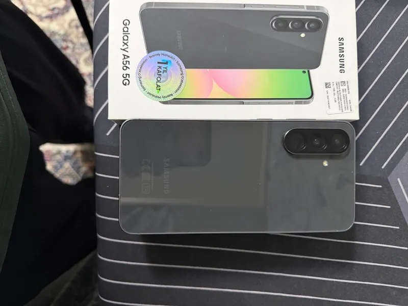 Samsung a56 5G 1