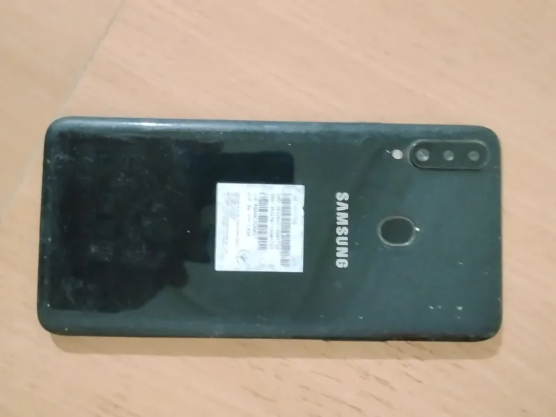 Galaxy A 20 S  sotiladi