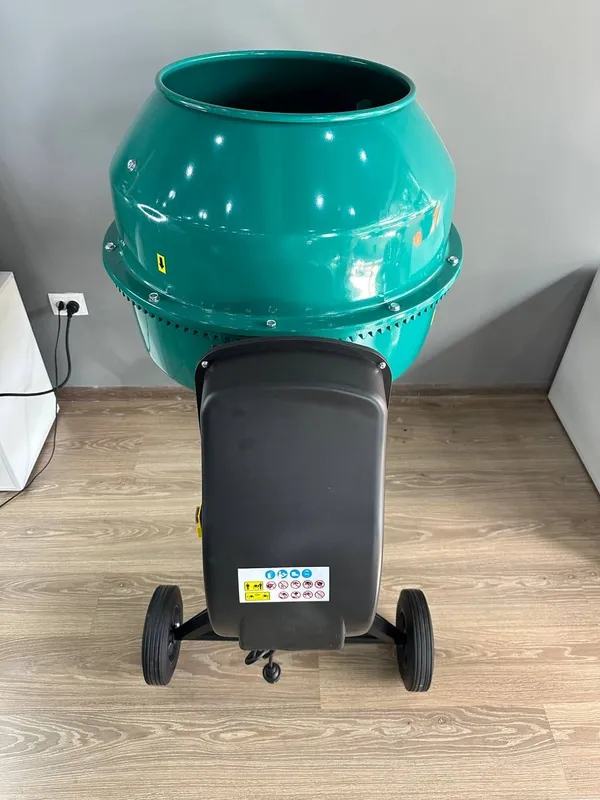 БЕТОНОМЕШАЛКА 180Л 3 БЕТОНОМЕШАЛКА 180Л 3
