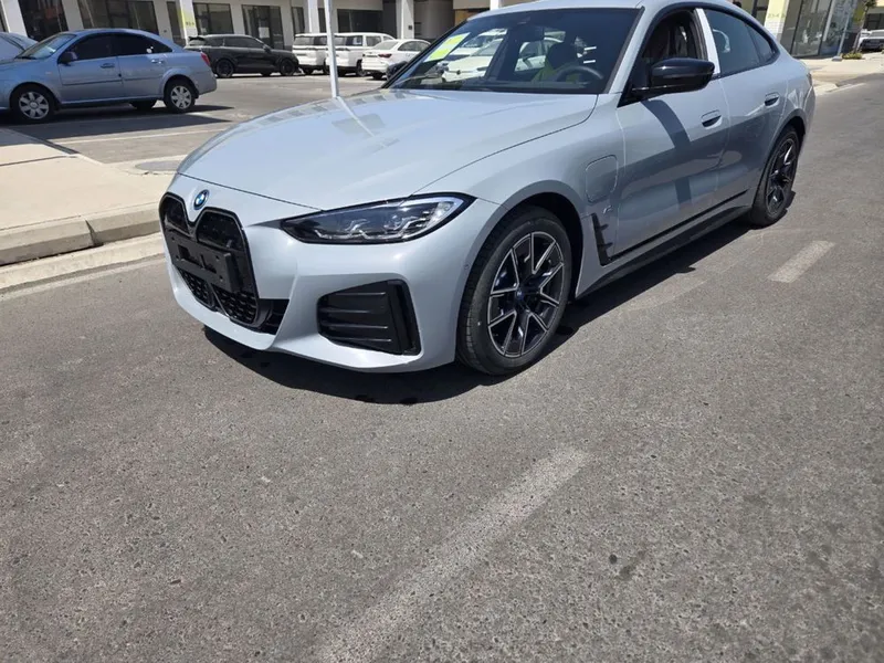 Bmw i4, 40L M-sport Germaniya 2024 год