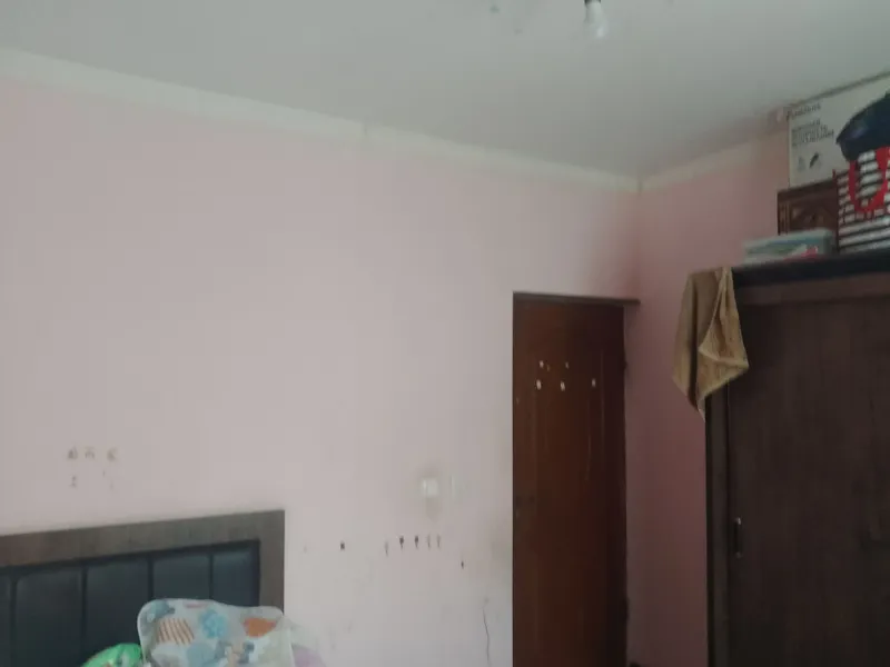 toshpolat orqasidagi 2etaj 2hona ĝishtli kv sotila 3