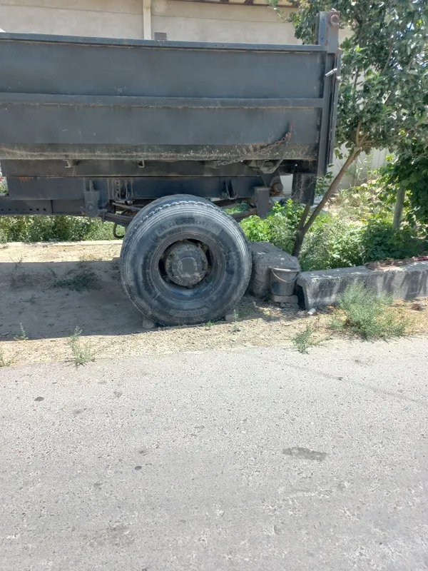 Прицеп сотилади.