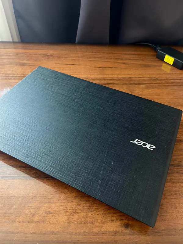 Acer Aspire E 15 (E5-573G-55WA) в хорошем состоянии. 2 Acer Aspire E 15 (E5-573G-55WA) в хорошем состоянии. 2