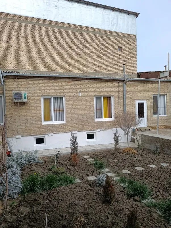 Продается дом 4,6 соток .г.Бухара,Старый город.
