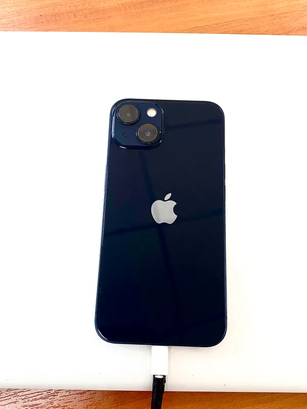 iPhone 13, IMEI есть, память 128, ёмкость 75 2 iPhone 13, IMEI есть, память 128, ёмкость 75 2