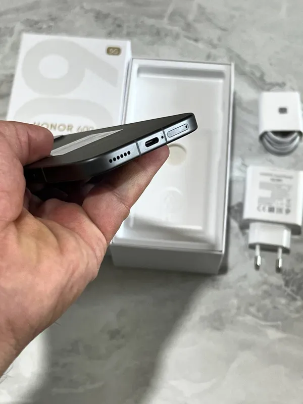 HONOR 600 5G 3