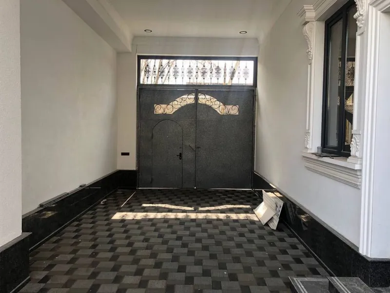 Продается готовое здание в центре города Ракат 6 Продается готовое здание в центре города Ракат 6