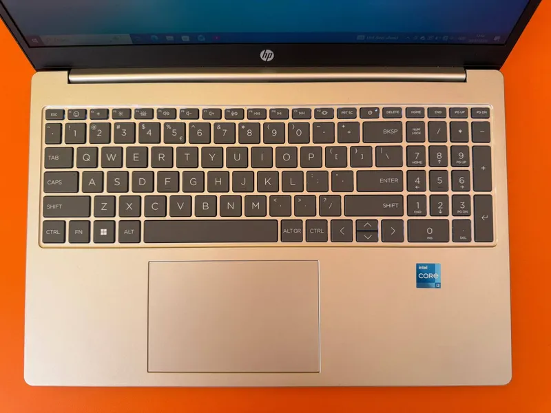 HP noutbuk 1 HP noutbuk 1