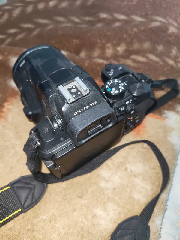 Nikon Coolpix P950