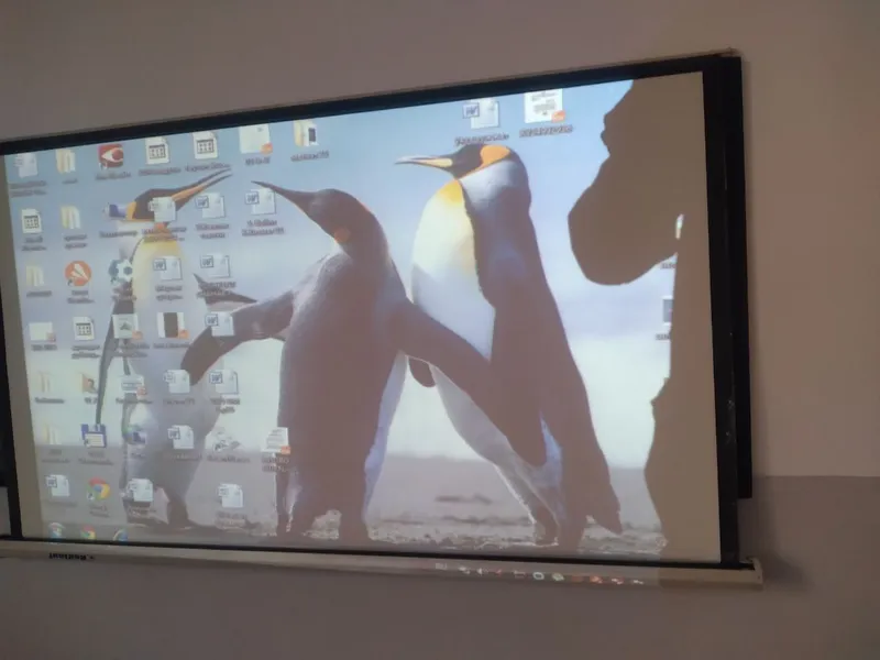 Epson PowerLite X49 3LCD XGA Classroom Projector with HDMI - Bright, D 5 Epson PowerLite X49 3LCD XGA Classroom Projector with HDMI - Bright, D 5