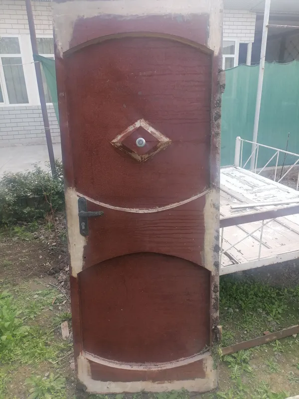 железная дверь железная дверь