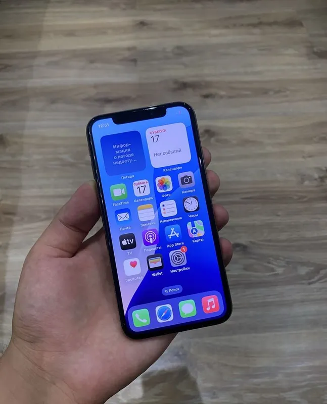 iPhone XS 64 ГБ, золотой 5