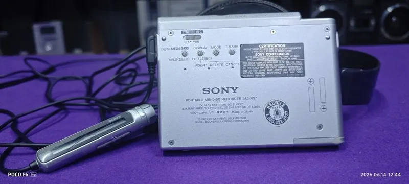 Sony MZ-R37 в хорошем состоянии — фото 1