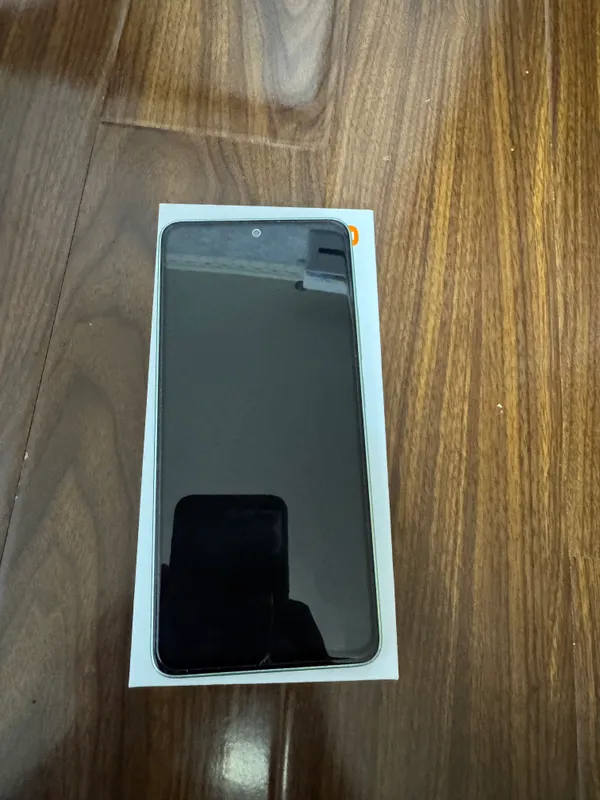 Redmi Note 13, 256 ГБ, срочно 3 Redmi Note 13, 256 ГБ, срочно 3