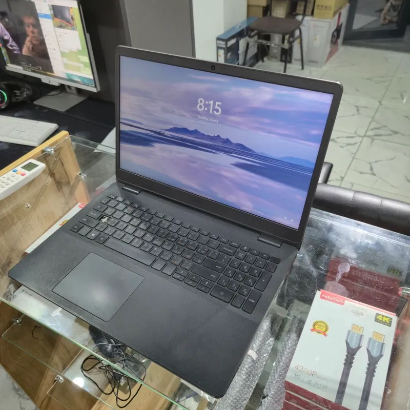 Noutbuk Dell Vostro 15,6 FHD IPS