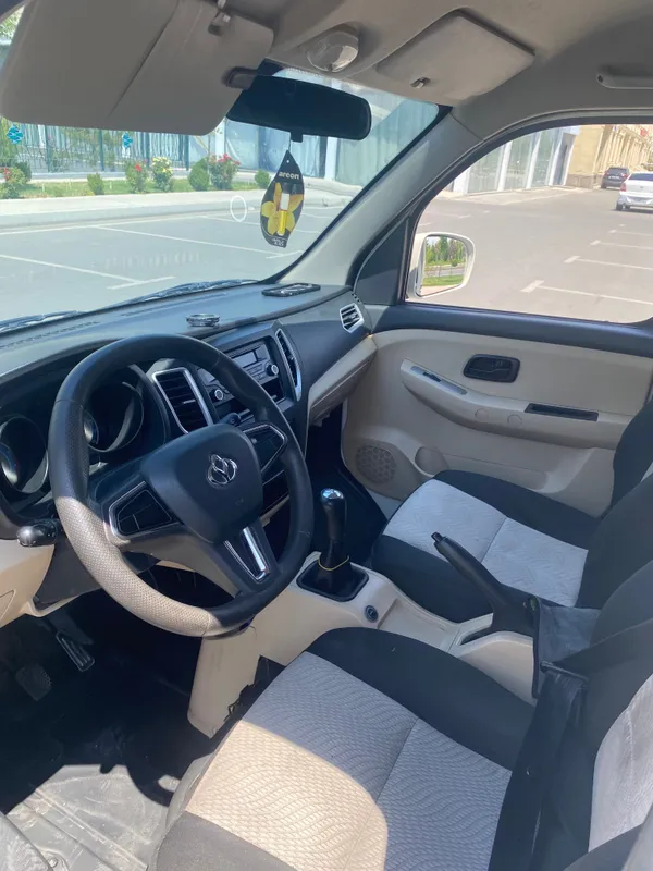 Changan t3 sotiladi 6 Changan t3 sotiladi 6