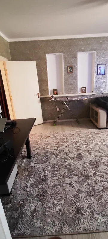 Kvartira sotiladi 1 Kvartira sotiladi 1
