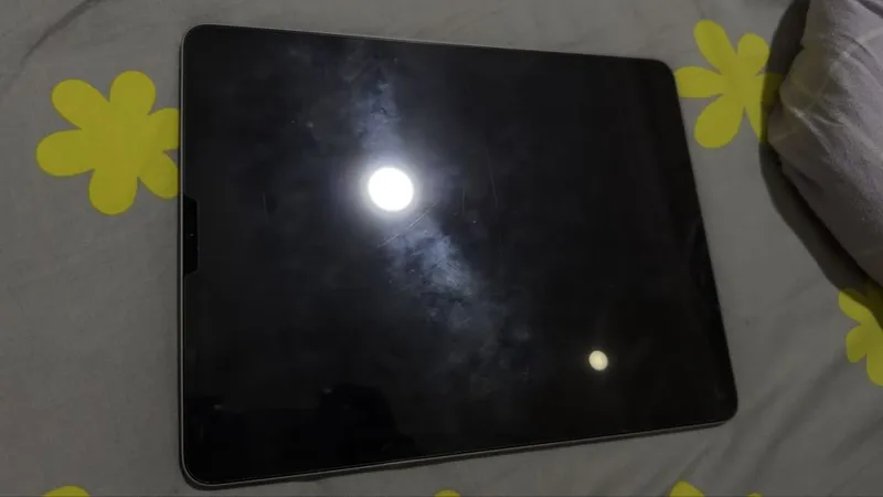 Ipad pro 12.9 M2 4 Ipad pro 12.9 M2 4