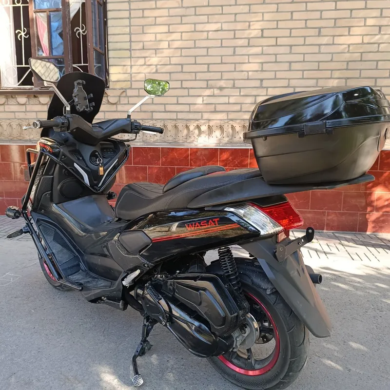 N Max скутер сотилади 150 куб 2
