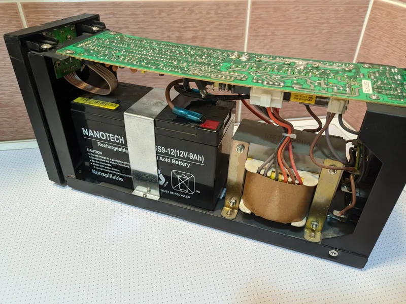 UPS 500W. UPS (uzluksiz quvvat manbai) 1