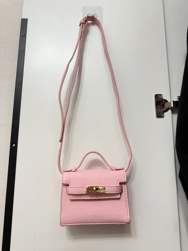 Сумка маленькая розовая Hermes