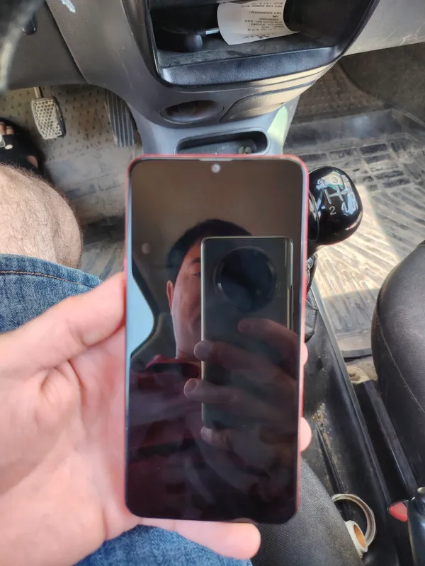 Samsung A10S smartfoni sotiladi 2
