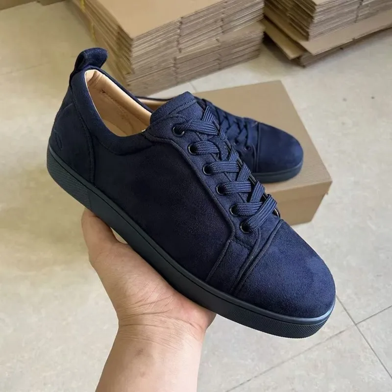 Louboutin кроссовки 42 размер 2