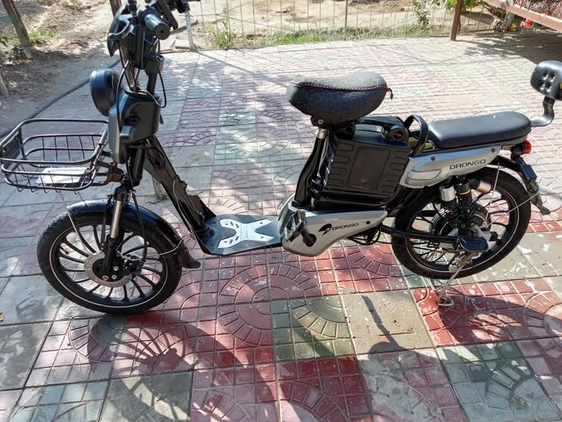 skuter sotiladi yurushi yaxshi