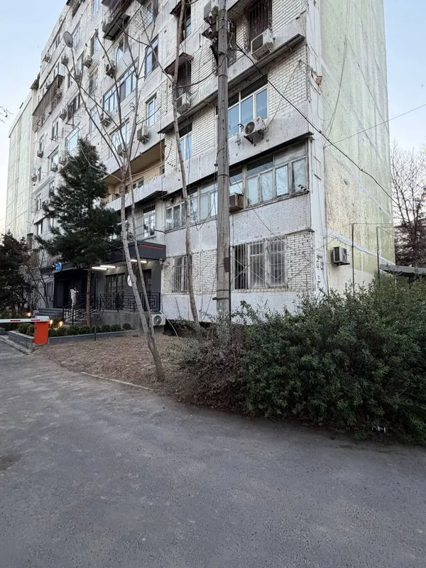 Под Офис Ойбек 3/1/9 без ремонт 75 кв.м 2-линия ор: Гаранд банк — фото 1